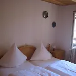 Zur Post كلوتن