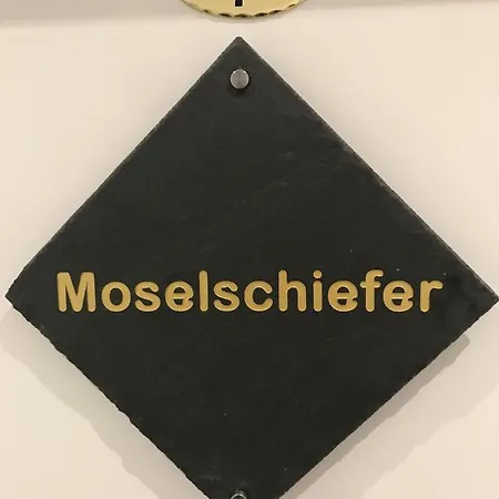 Zur Post 3*
