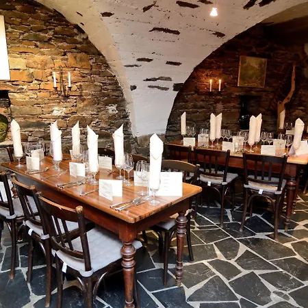 לינה וארוחת בוקר Zur Post